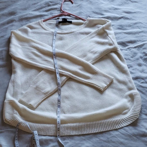 89th & Madison sweater - Picture 3 of 4